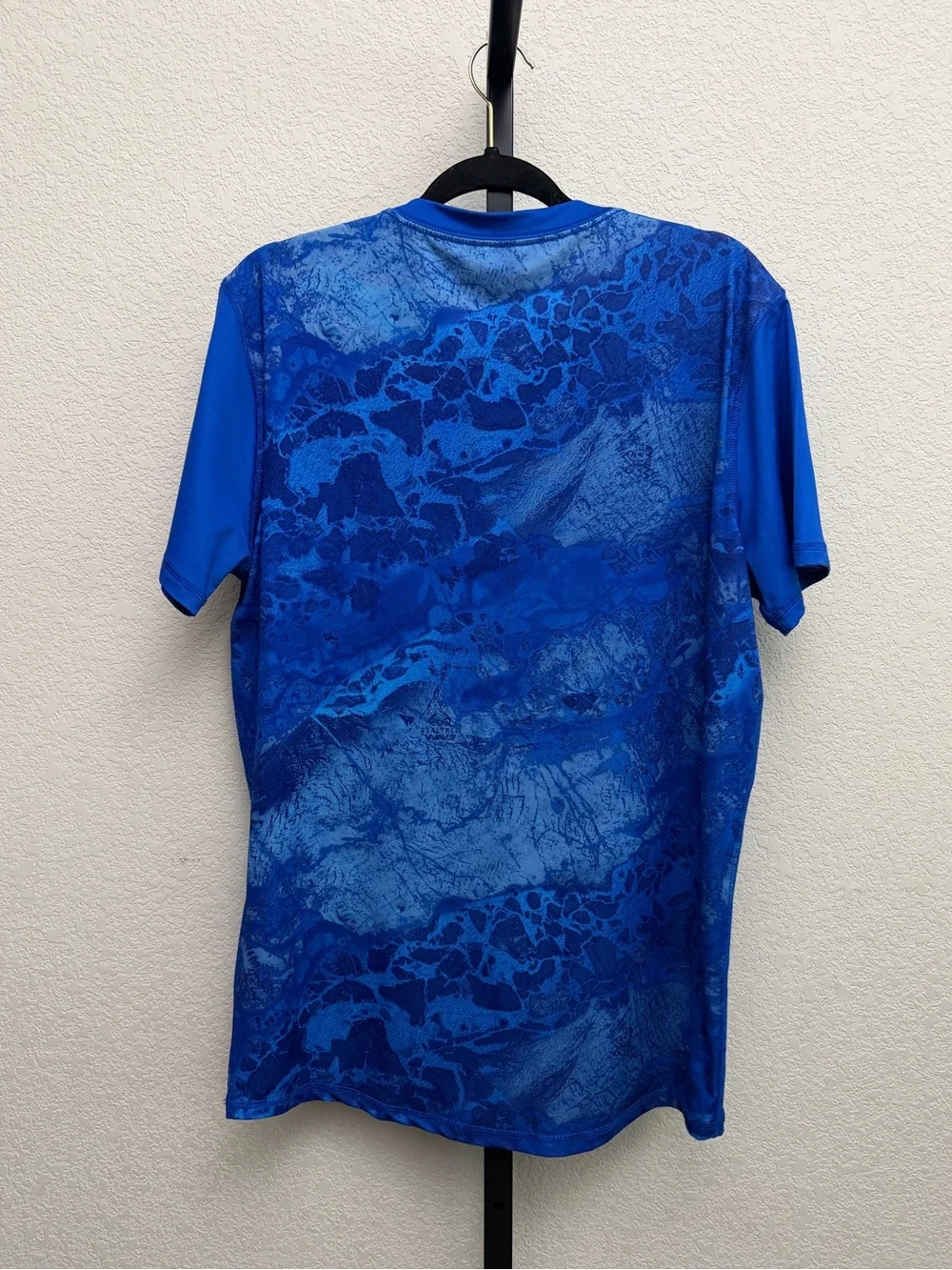 Realtree Men’s Royal Blue Short Sleeve Swim Rash Guard